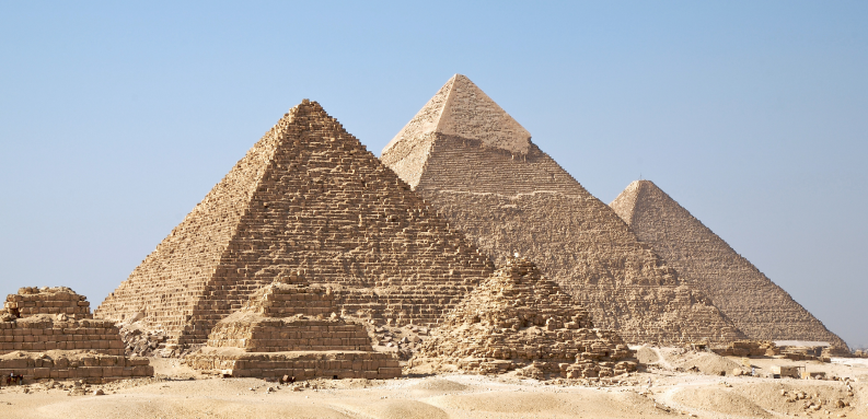 As Pirâmides do Egito: Fundações de Areia